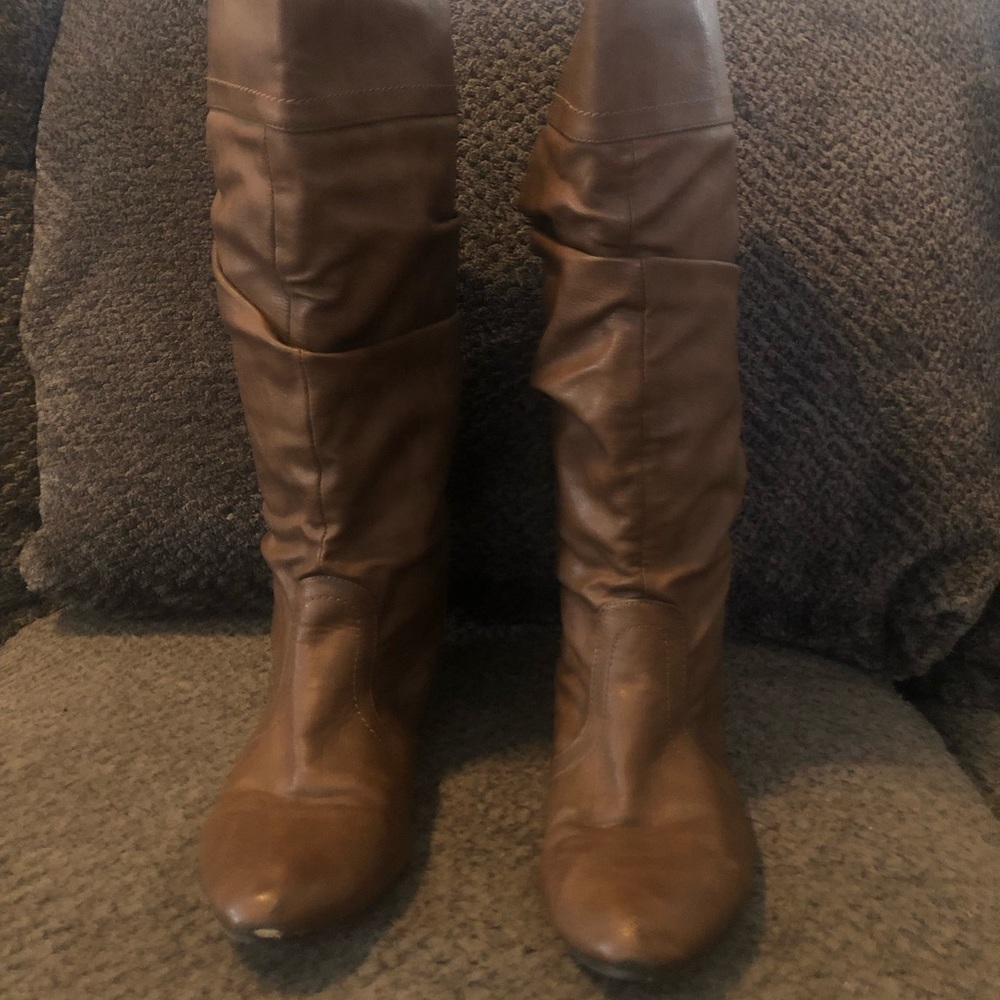 Size 10 boots- used